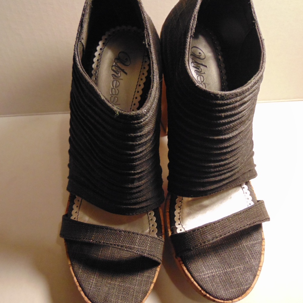Jean Heels - Picture 6 of 8